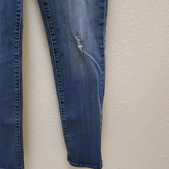 Kut from the Kloth Distressed Catherine Boyfriend Jeans Size 6 - Picture 6 of 13